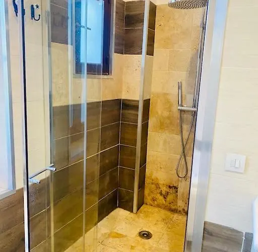 Rez De Jusqu A 6 Personnes דירה *